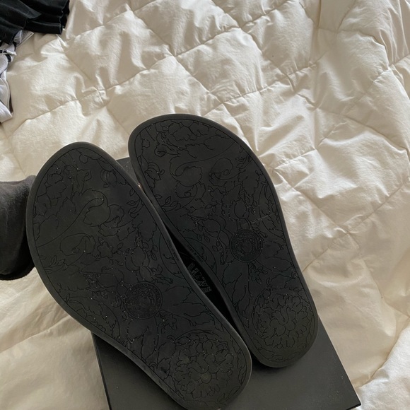 Versace Pool Side Slides - Picture 3 of 5